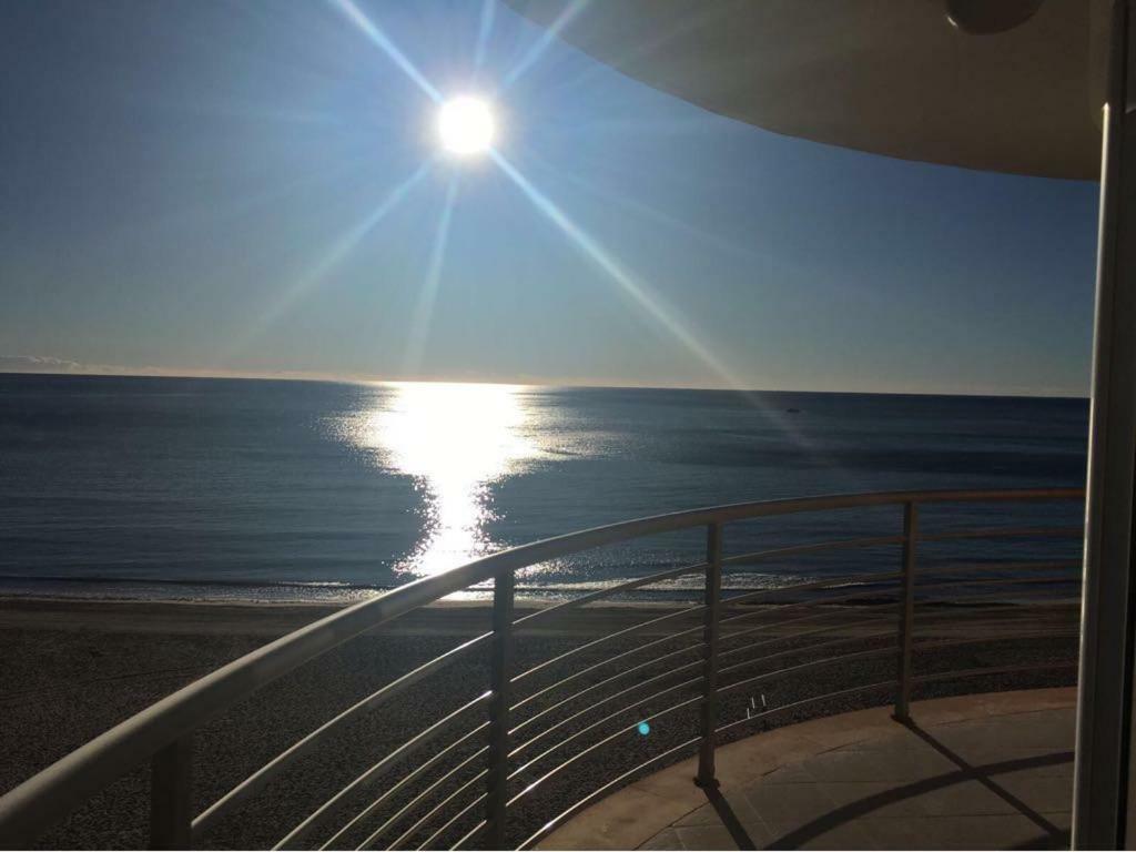 Atico Playa Muchavista - El Campello Apartment อาลิกันเต ภายนอก รูปภาพ