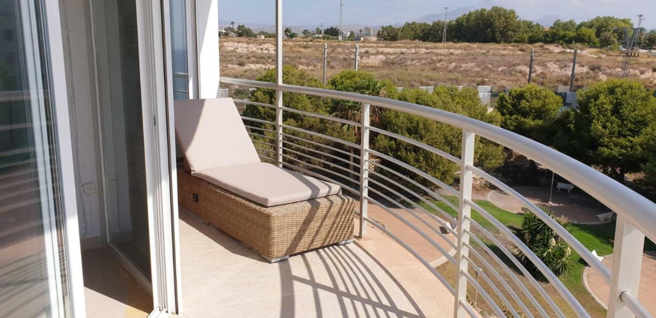 Atico Playa Muchavista - El Campello Apartment อาลิกันเต ภายนอก รูปภาพ